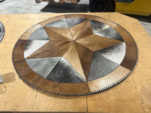 (#23) COWHIDE ROUND RUG