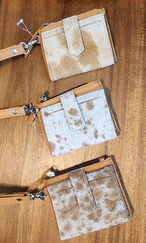 2531BH Tan & White Leather Cowhide Wristlet