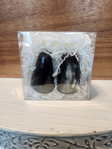 SPTH2502 Salt & Pepper Shakers